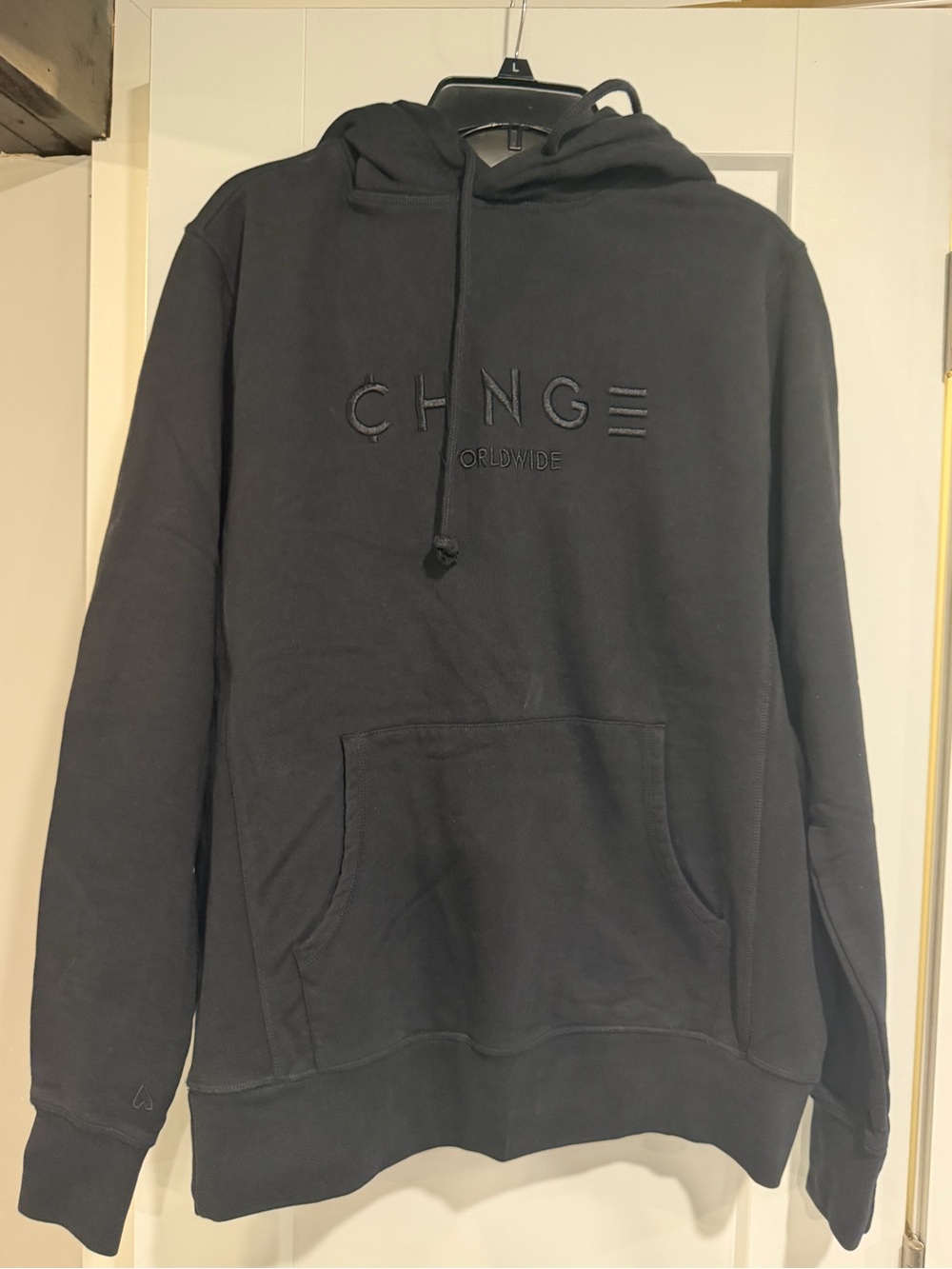 CHNGE Black Hooded Sweatshirt SIZE M